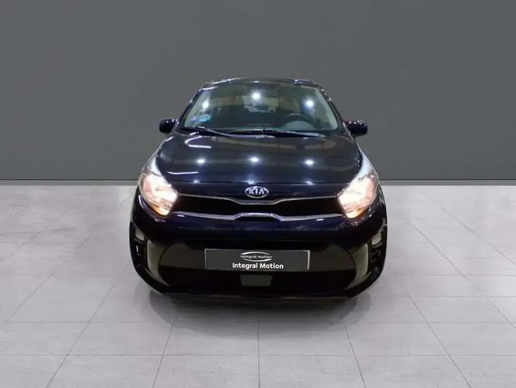 Usado Kia Picanto 67 CV (49 kW) 2021 Negro Utilitario