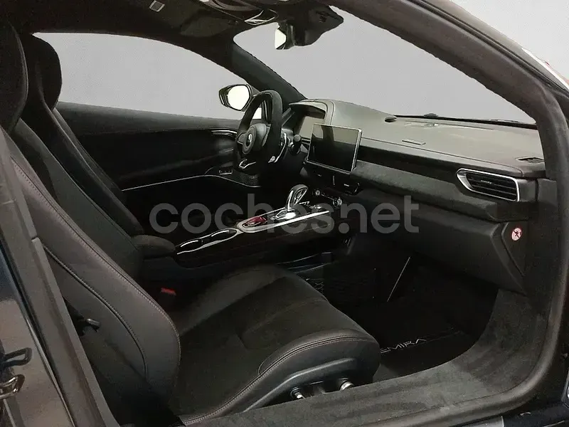 Nuevo Lotus Emira 2025 Coupe