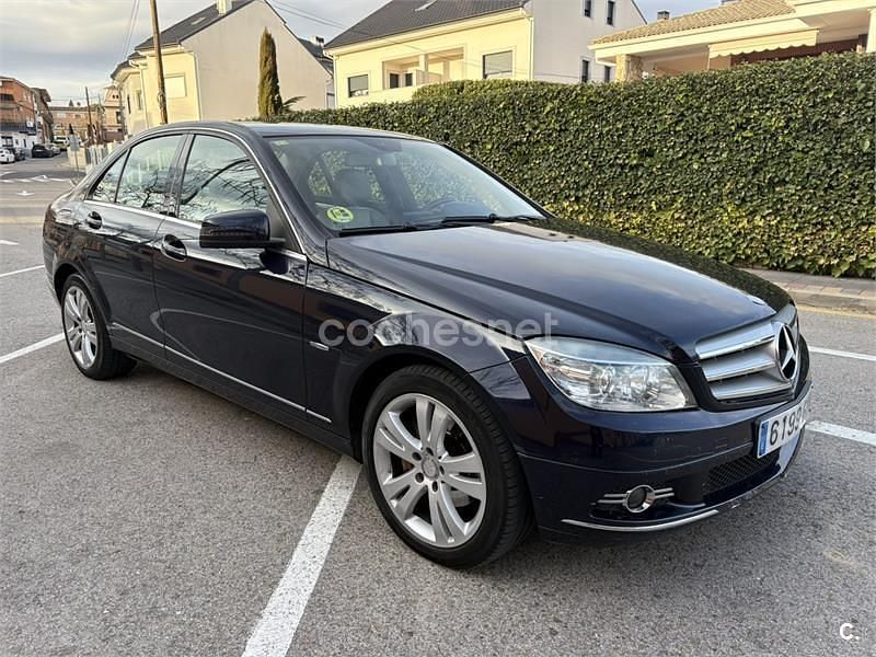 Usado Mercedes C220 Avantgarde 170 CV (125 kW) 2010 Azul Berlina