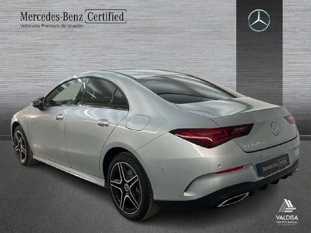 Usado Mercedes CLA250e AMG line 218 CV (160 kW) 2025 Plata hightech Berlina