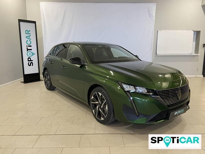 Usado Peugeot 308 Allure 130 CV (95 kW) 2024 Verde Berlina