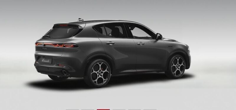 Usado Alfa Romeo Tonale Veloce 280 CV (205 kW) 2023 Gris SUV