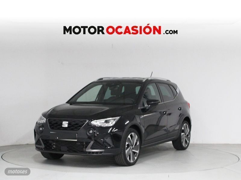 Negro Usado 2022 Seat Arona FR SUV | 19.950 € (Precio justo) - Imagen 1/4