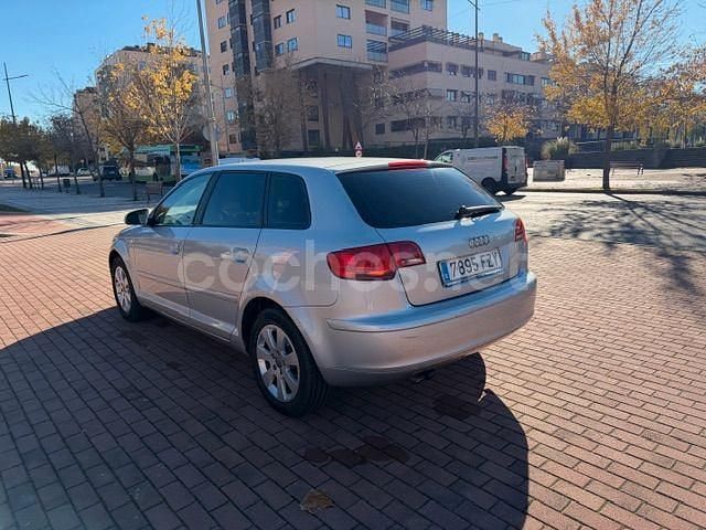 Usado Audi A3 Attraction 140 CV (102 kW) 2008 Gris / plata Berlina