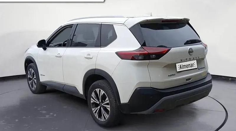 Usado Nissan X-Trail N-Connecta 213 CV (156 kW) 2024 Lunar white SUV