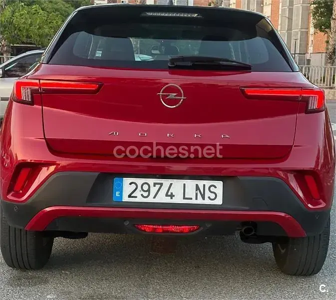 Usado Opel Mokka Business Elegance 100 CV (73 kW) 2021 Rojo SUV
