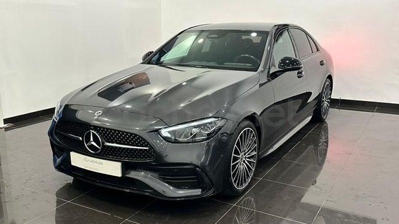 Usado Mercedes C220 200 HP (147 kW) 2023 Preto Sedan