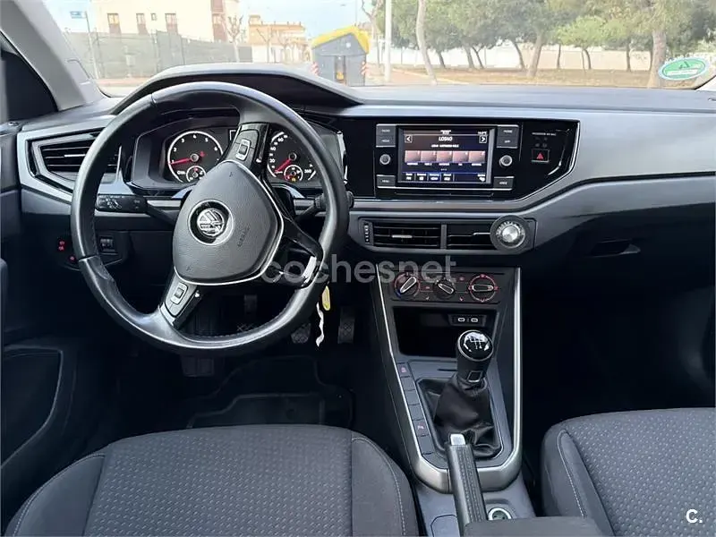 Usado VW Polo Edition 80 CV (58 kW) 2020 Blanco Utilitario