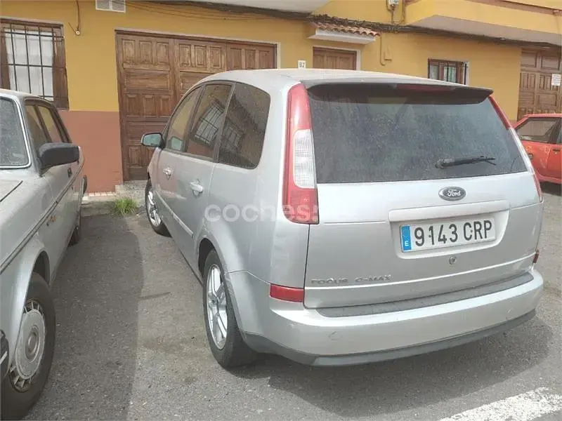 Usado Ford C-MAX Trend 100 CV (73 kW) 2003 Gris / plata Monovolumen
