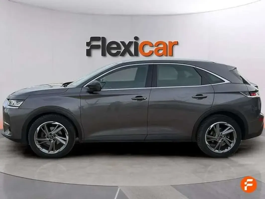 Usado DS Automobiles DS7 Crossback Be Chic 177 CV (130 kW) 2018 Gris SUV