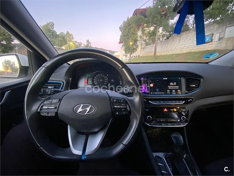 Usado Hyundai Ioniq 141 CV (103 kW) 2017 Blanco Utilitario