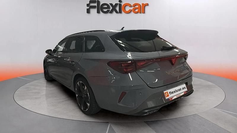 Nuevo Cupra Leon 150 CV (110 kW) 2025 Gris Familiar