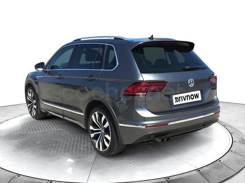 Usado VW Tiguan Sportline 190 CV (139 kW) 2018 Gris / plata SUV