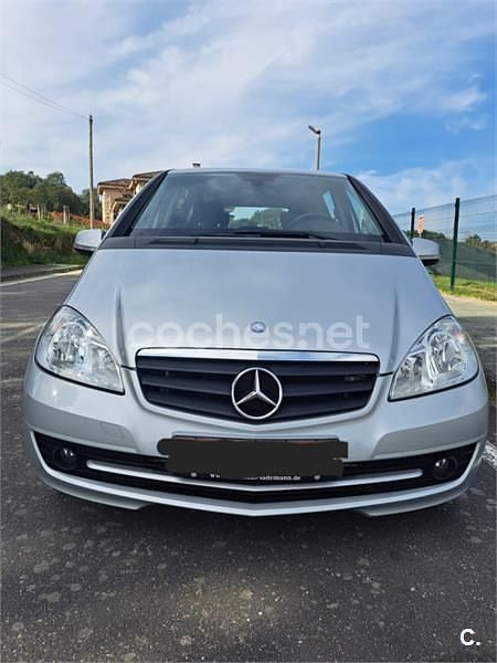 Usado Mercedes A200 Elegance 140 CV (102 kW) 2012 Gris / plata Monovolumen