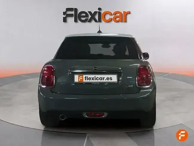 Usado Mini Cooper 136 CV (100 kW) 2018 Gris Utilitario