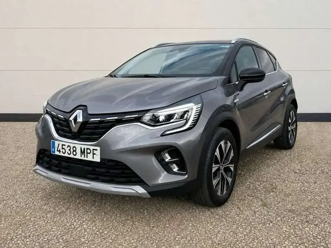 Usado Renault Captur Techno 90 CV (66 kW) 2024 Gris SUV