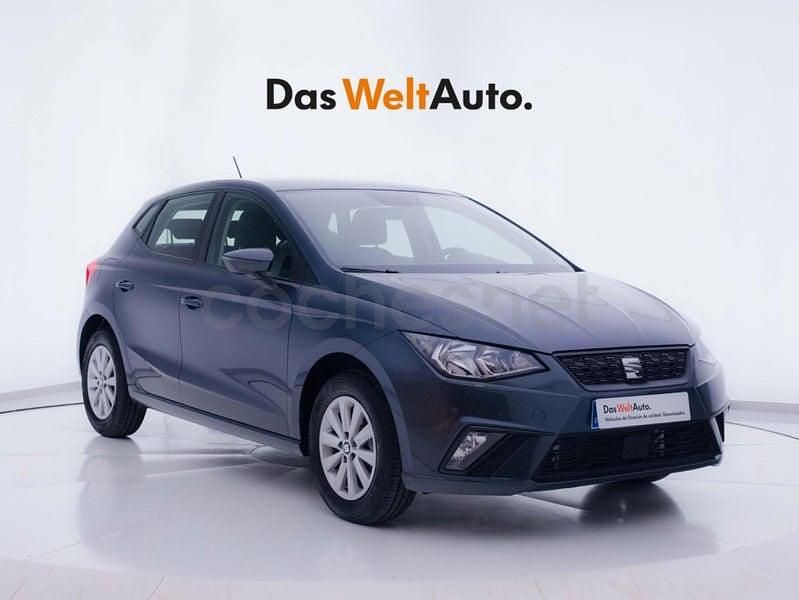 Usado Seat Ibiza Style 110 CV (80 kW) 2021 Gris / plata Utilitario