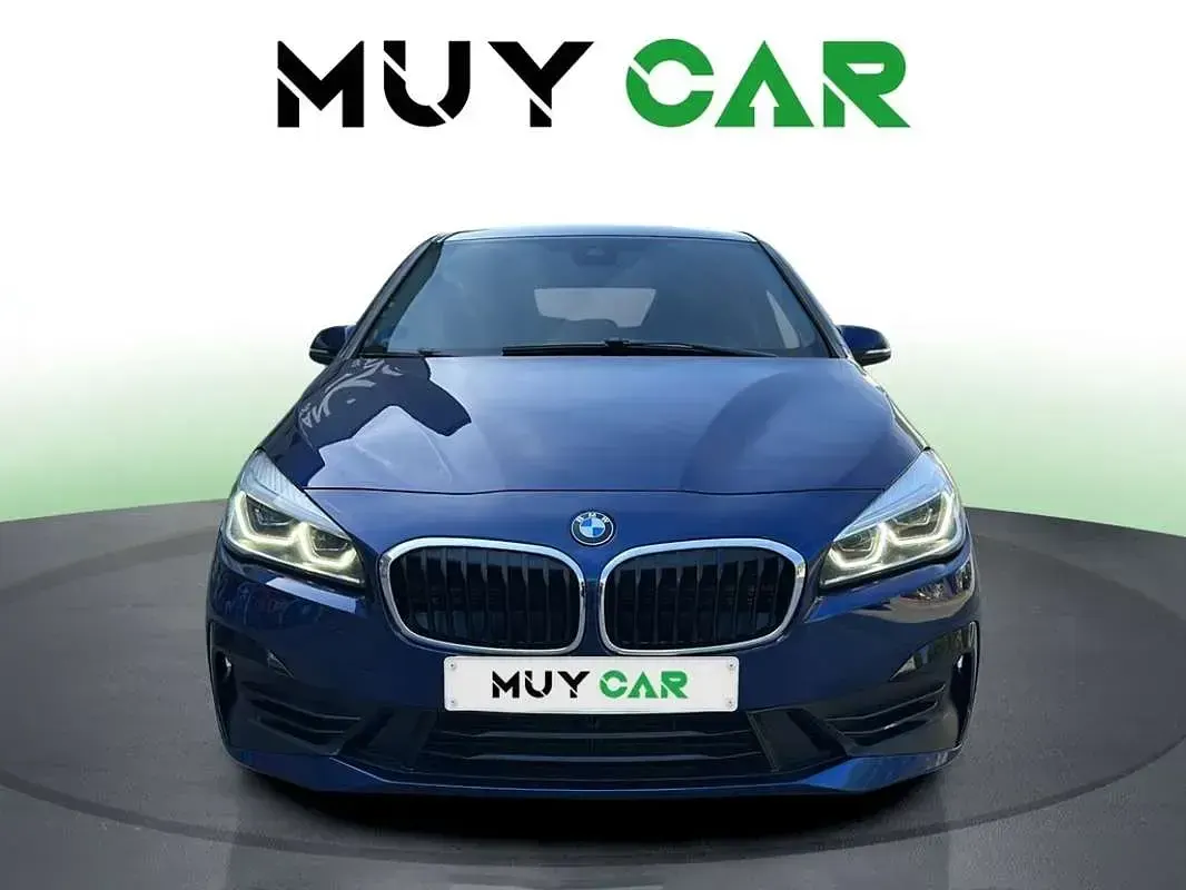 Usado BMW 225 Active Tourer iPerformance 224 CV (164 kW) 2021 Azul Monovolumen