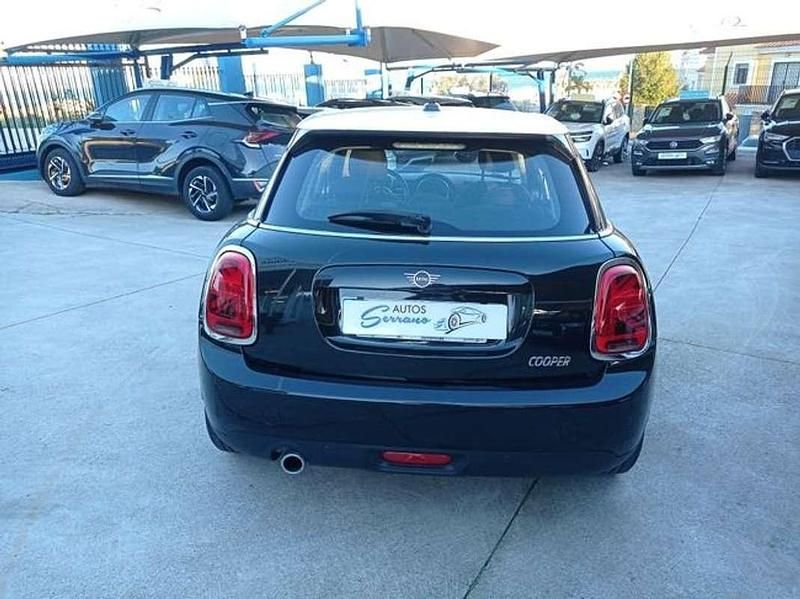 Usado Mini Cooper 136 CV (100 kW) 2019 Negro Utilitario