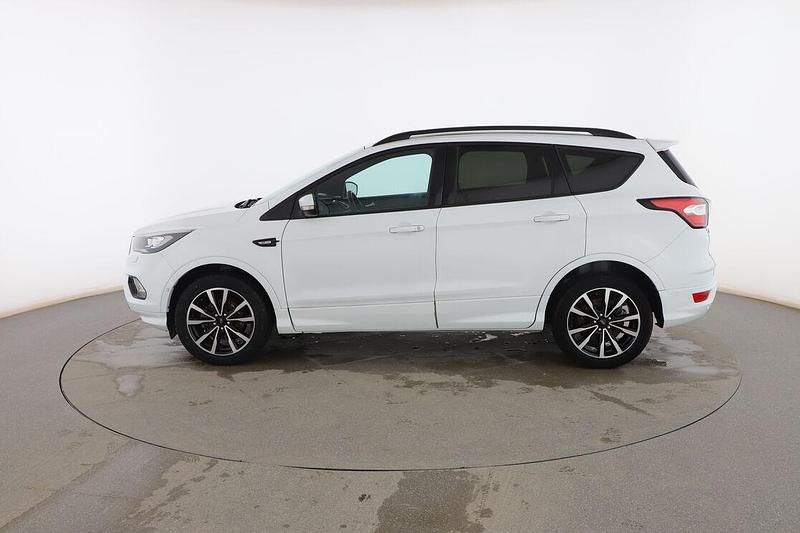 Usado Ford Kuga ST-Line 120 CV (88 kW) 2018 Blanco SUV