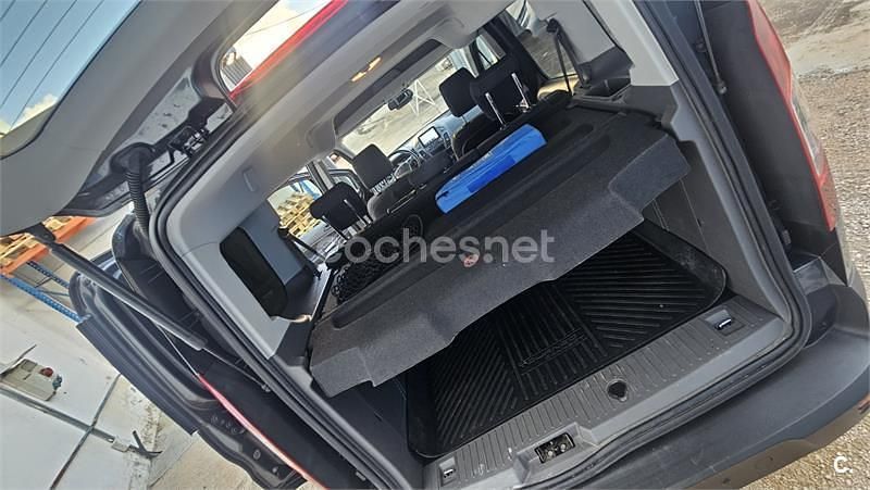 Usado Ford Transit Connect 100 CV (73 kW) 2017 Gris / plata Monovolumen