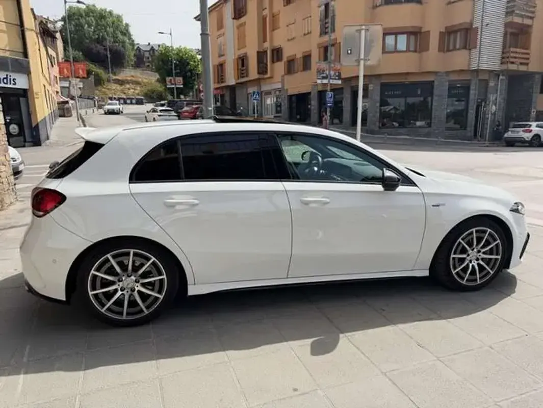 Usado Mercedes A220 AMG 390 CV (286 kW) 2020 Blanco Coupe