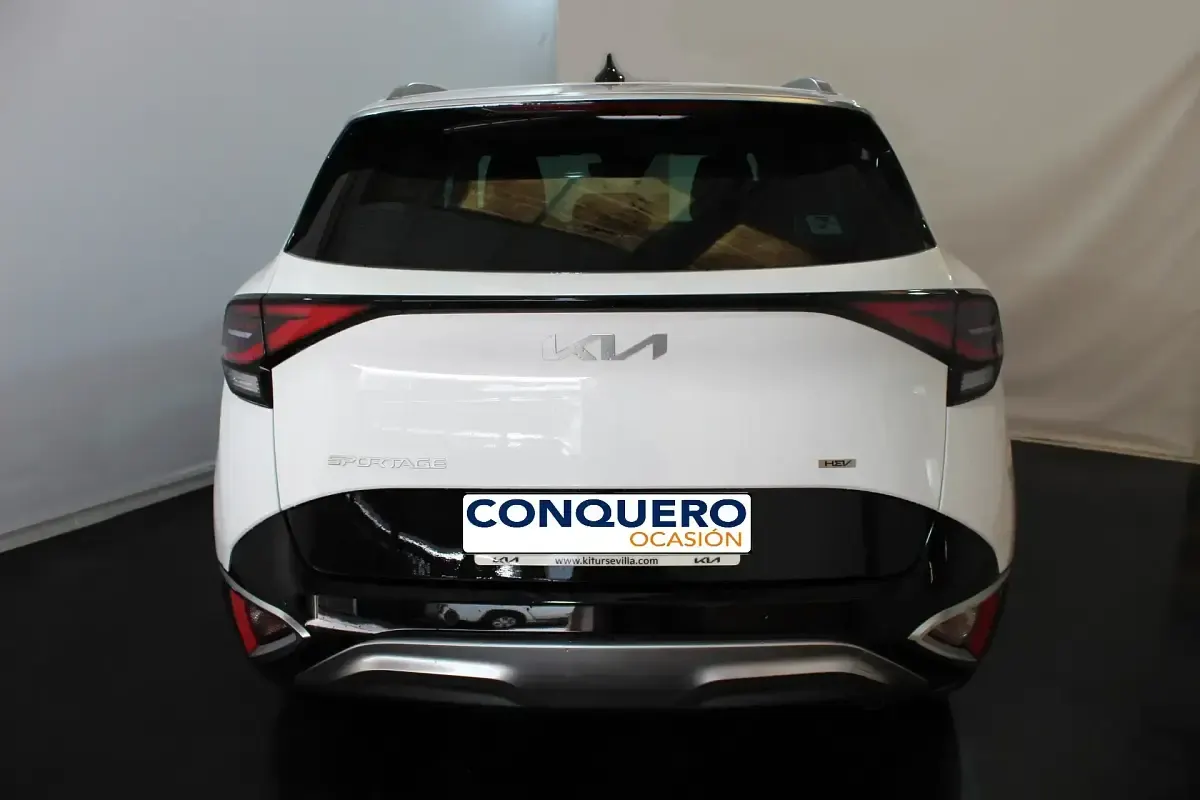 Usado Kia Sportage 230 CV (169 kW) 2023 Blanco SUV