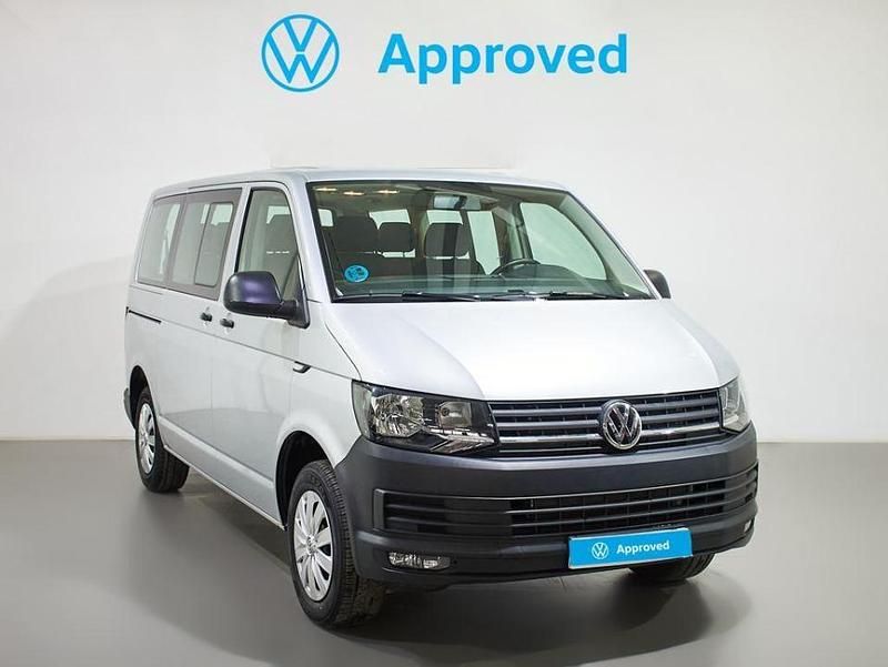 Plata réflex metalizado Usado 2020 VW Caravelle Monovolumen | 25.160 € (Precio justo) - Imagen 1/4