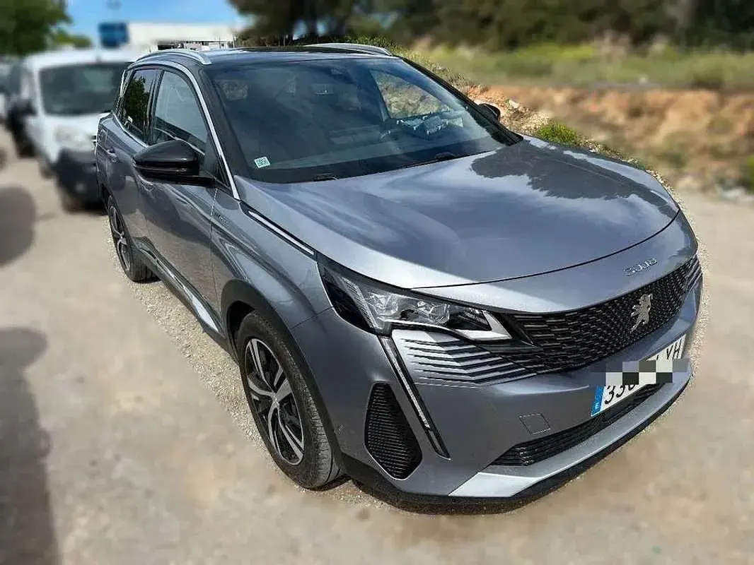 Usado Peugeot 3008 GT 300 CV (220 kW) 2022 Gris SUV