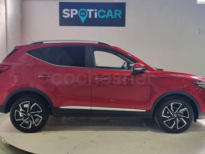 Usado MG ZS Luxury 106 CV (77 kW) 2024 Rojo SUV