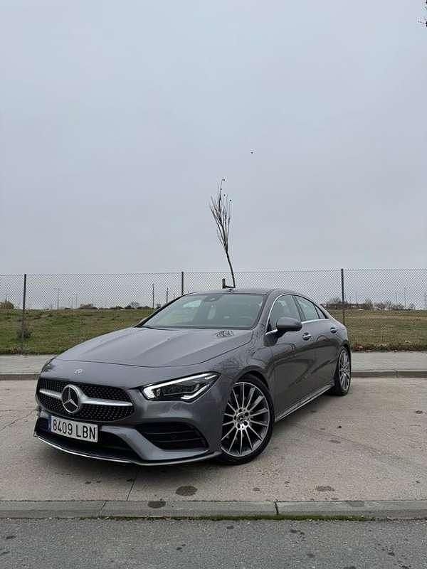 Usado Mercedes CLA200 162 CV (119 kW) 2019 Gris Coupe