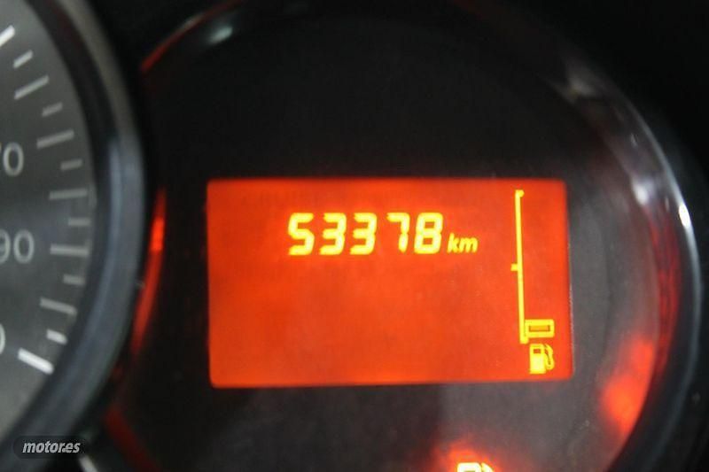 Usado Dacia Dokker Essentiel 75 CV (55 kW) 2019 Negro Monovolumen