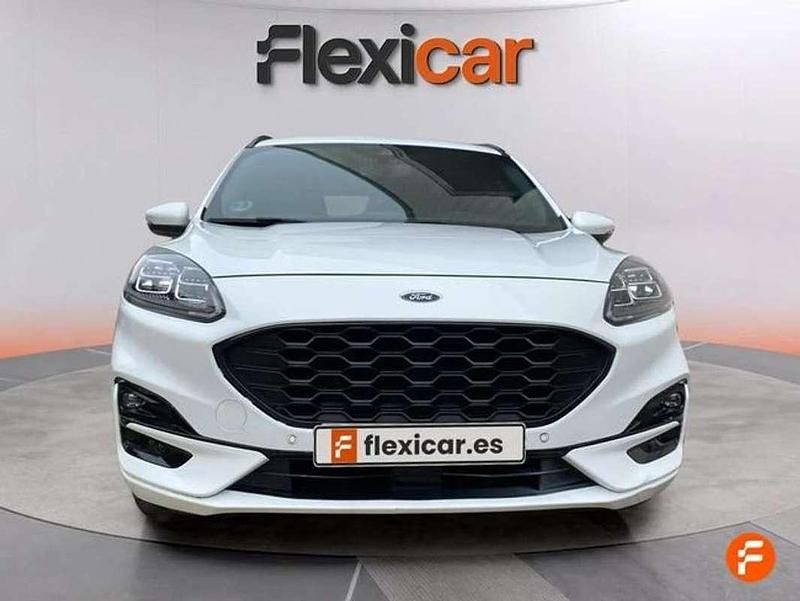 Usado Ford Kuga ST-Line 150 CV (110 kW) 2022 Blanco SUV