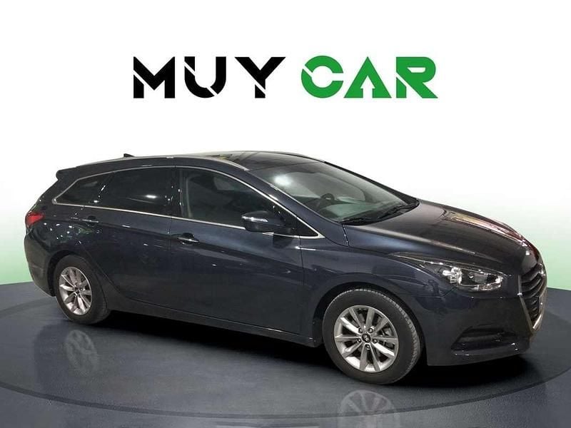 Usado Hyundai i40 141 CV (103 kW) 2016 Azul Familiar