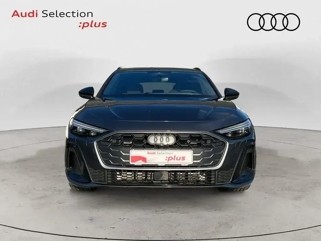 Usado Audi A5 299 CV (219 kW) 2025 Gris Familiar