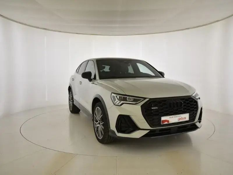 Gris/plata Nuevo 2024 Audi Q3 Sportback SUV | 52.990 € (Buen precio) - Imagen 1/4
