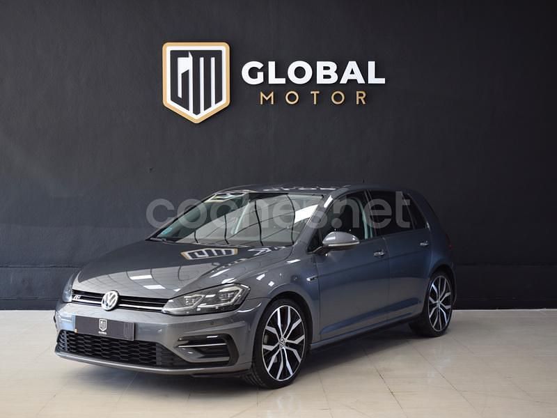 Gris / plata Usado 2018 VW Golf VII Sport Berlina | 17.900 € (Precio justo) - Imagen 1/4