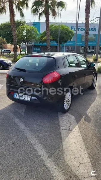 Usado Fiat Bravo Active 105 CV (77 kW) 2008 Negro Utilitario