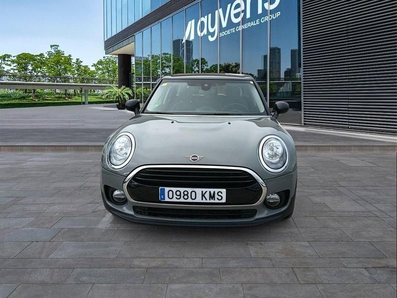 Usado Mini Cooper Clubman 136 CV (100 kW) 2018 Gris / plata Familiar