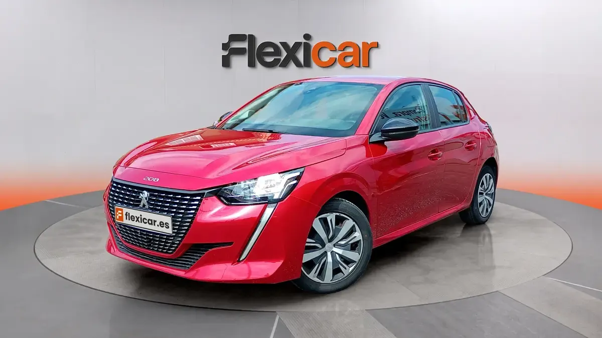 Usado Peugeot 208 Active 101 CV (74 kW) 2023 Rojo Utilitario