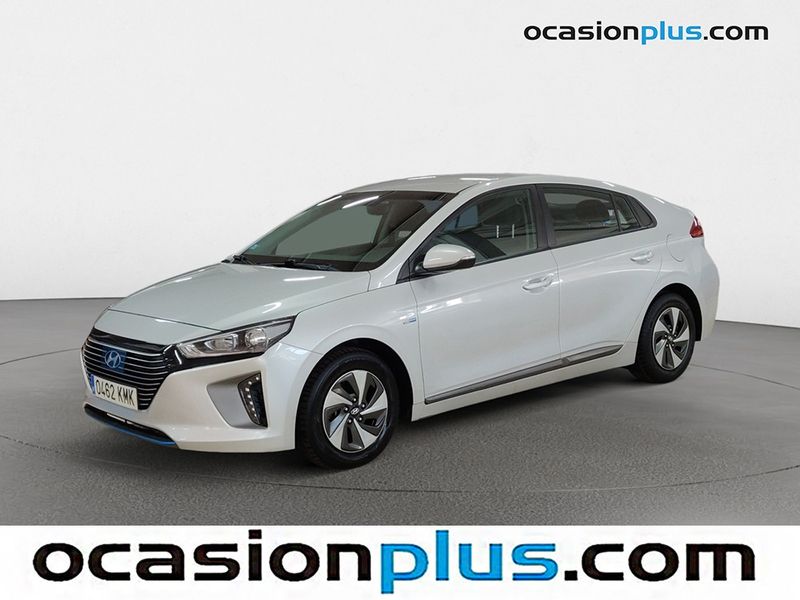 Gris plata Usado 2018 Hyundai Ioniq Berlina | 14.500 € (Precio justo) - Imagen 1/4
