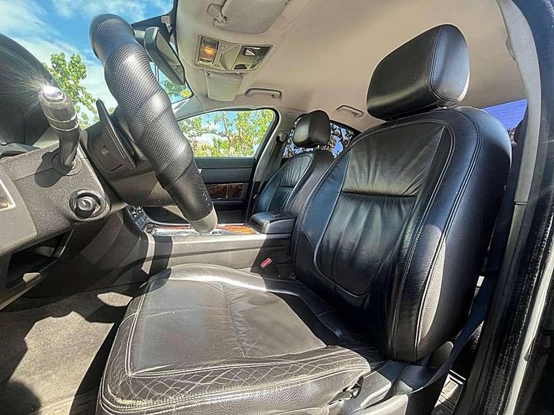 Usado Jaguar XF Premium Luxury 207 CV (152 kW) 2009 Negro Berlina
