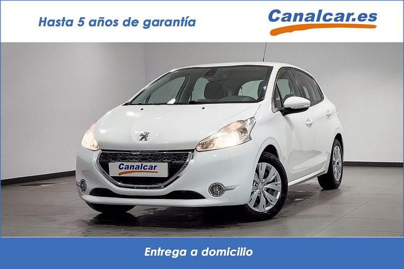 Blanco Usado 2012 Peugeot 208 Active Utilitario | 5990 € (Precio justo) - Imagen 1/4