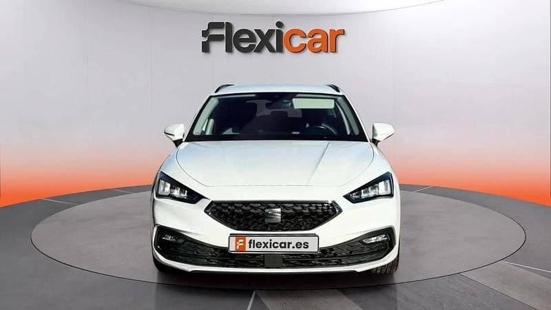 Usado Seat Leon Style 116 CV (85 kW) 2021 Blanco Utilitario
