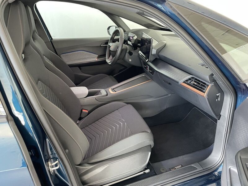 Usado Cupra Born 150 kW (204 CV) 2022 Azul Utilitario