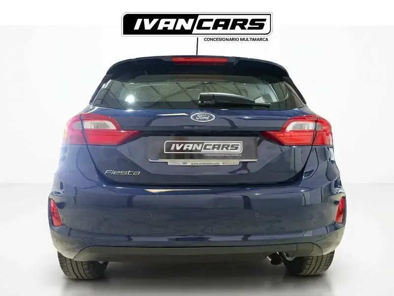 Usado Ford Fiesta Trend 95 CV (69 kW) 2020 Azul Utilitario