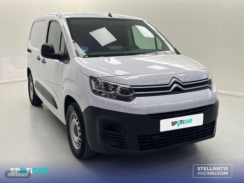 Usado Citroën Berlingo 100 kW (136 CV) 2024 Blanco Monovolumen