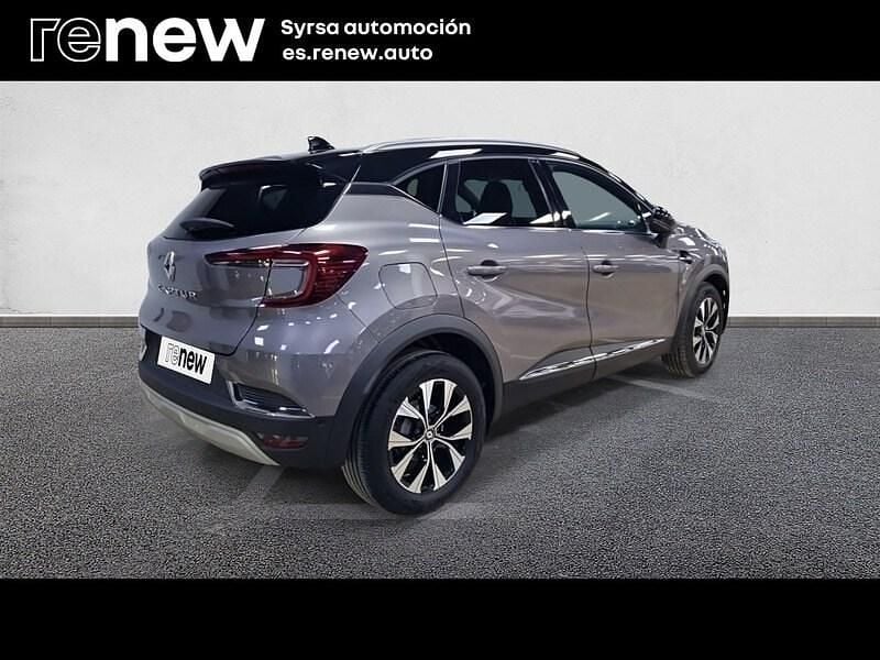 Usado Renault Captur Techno 140 CV (102 kW) 2024 Gris SUV