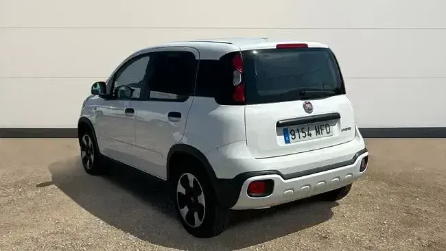 Usado Fiat Panda Cross Cross 70 CV (51 kW) 2023 Blanco Utilitario