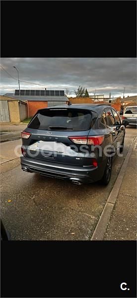 Usado Ford Kuga ST-Line X 150 HP (110 kW) 2020 Azul SUV